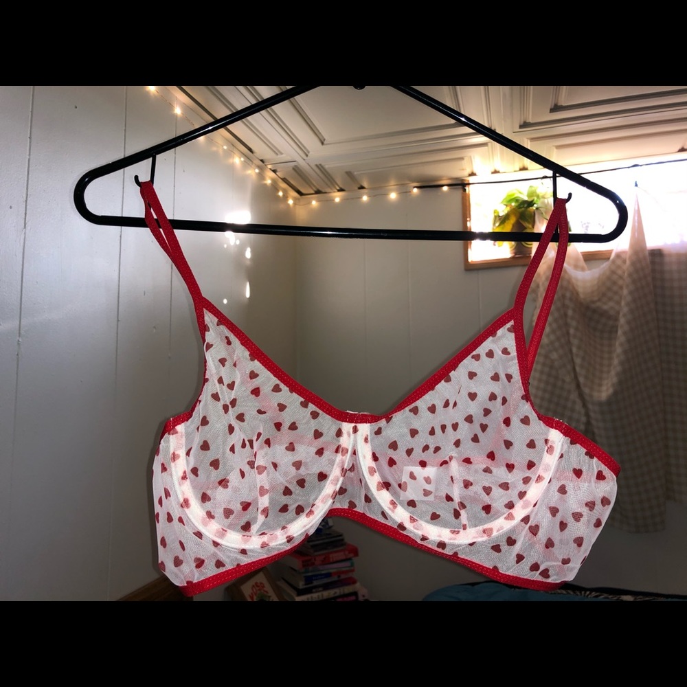 Heart bralette, never worn, medium
